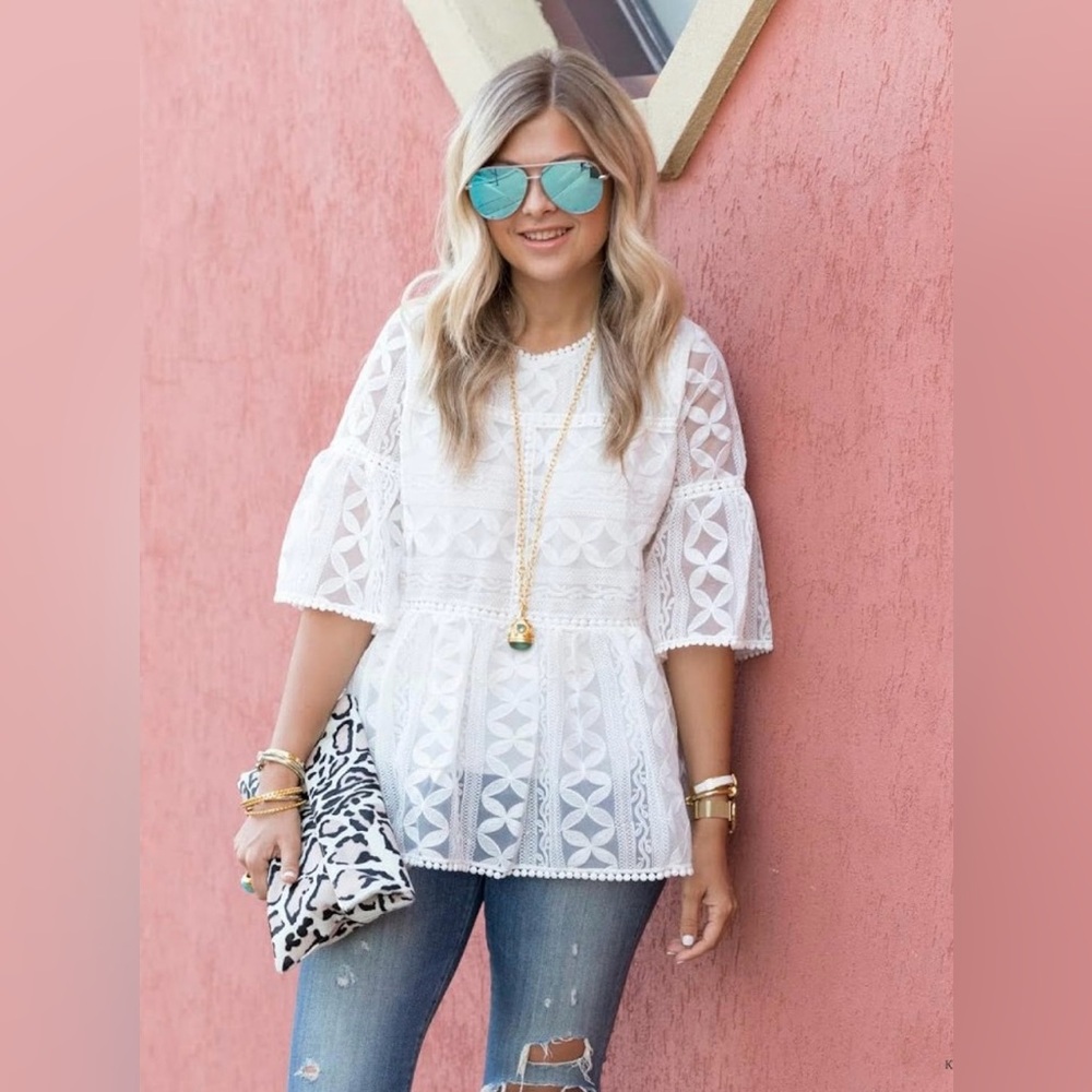 Chicwish White Lace top Size S